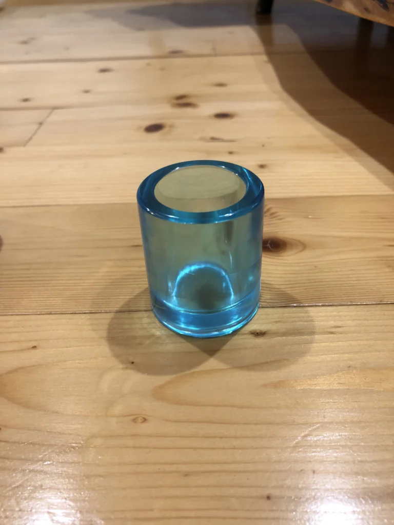 Stamperl/Schnapsglas aus Epoxidharz in Ihrer Wunschfarbe